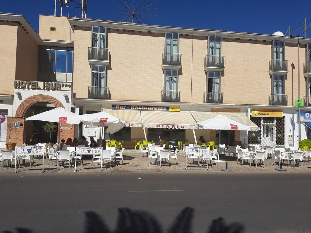 Hotel Isur ييرينا المظهر الخارجي الصورة
