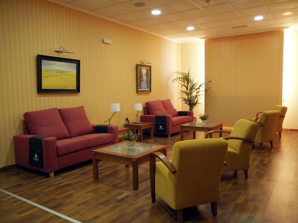 Hotel Isur ييرينا المظهر الخارجي الصورة